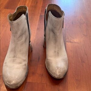 Stylish White Ankle Boots for Women